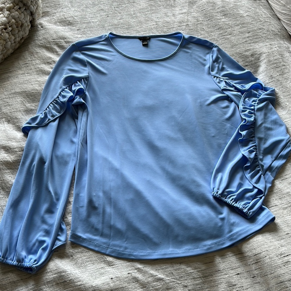 Blue blouse with ruffle sleeve